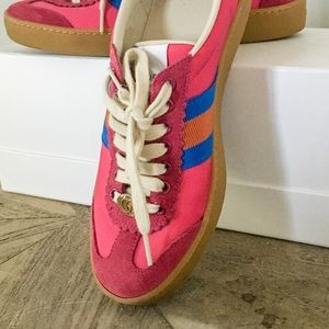 Gucci Sneakers - basically like new! Never worn.